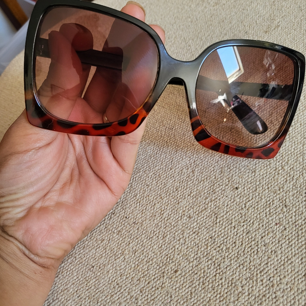 Black Red Sunglasses